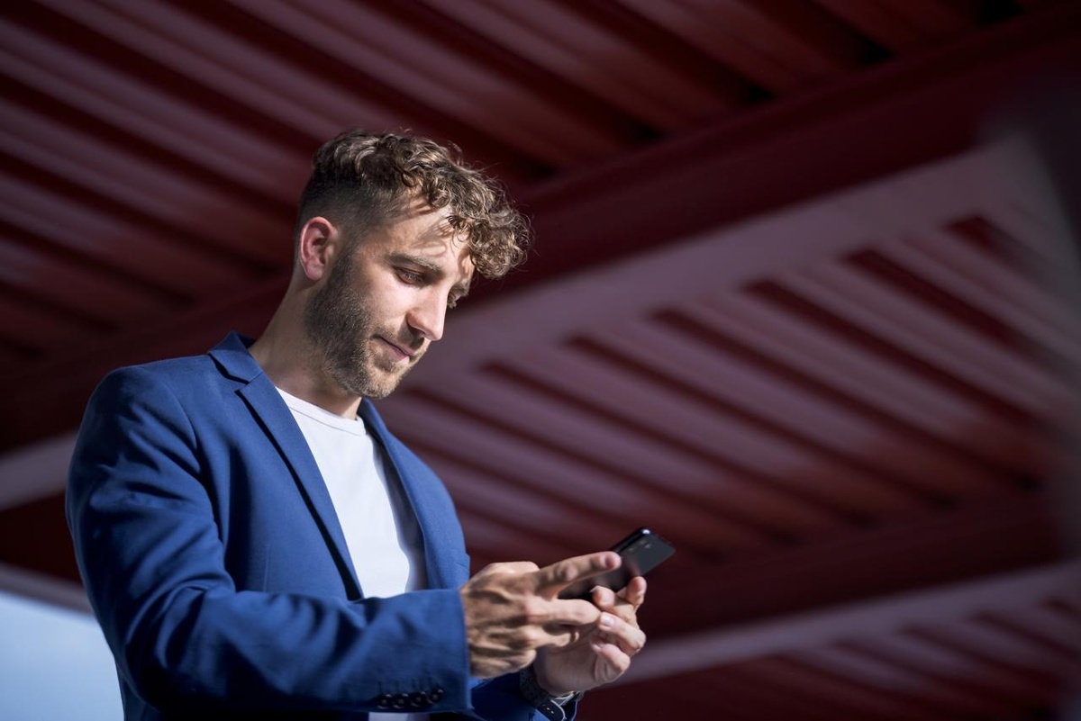 Diverse selection of identification methods